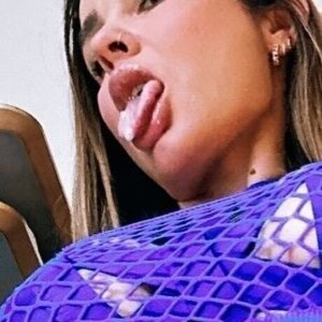 Etwas neugierig star du porno gratuit galerie