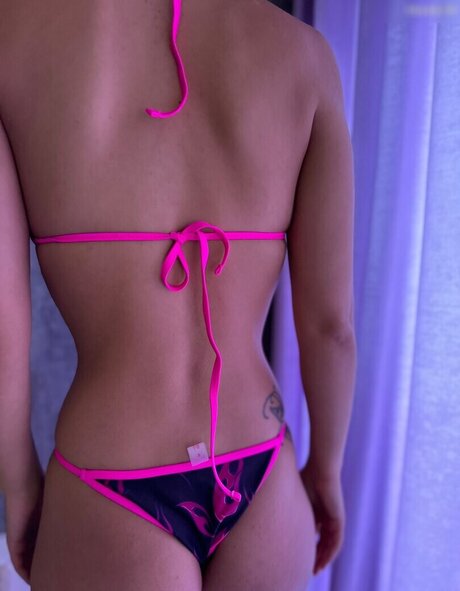 Jordannatanna étoile de l'art des photos