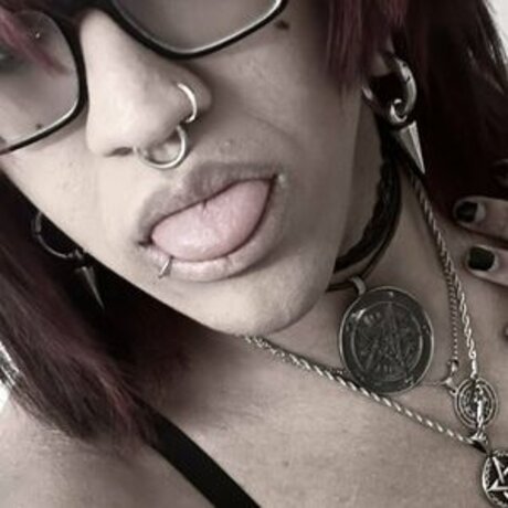 Kkthefallenone xxx star du porno galeries