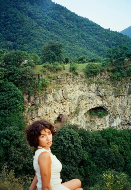 Yashankulova beau modèle galeries