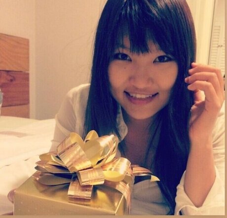 Mimee Xu sexe star du porno images