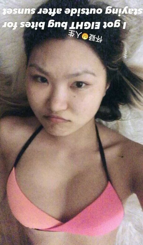 chaton courbé onlyfans bien chaud archive