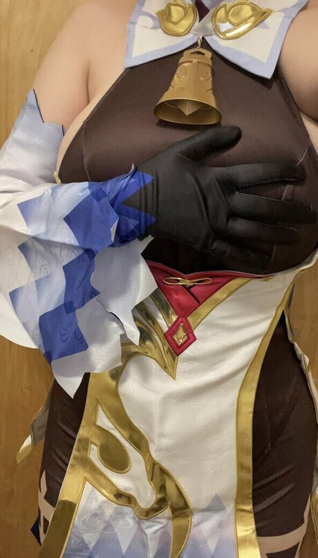 Lumineiia actrice chaude galerie