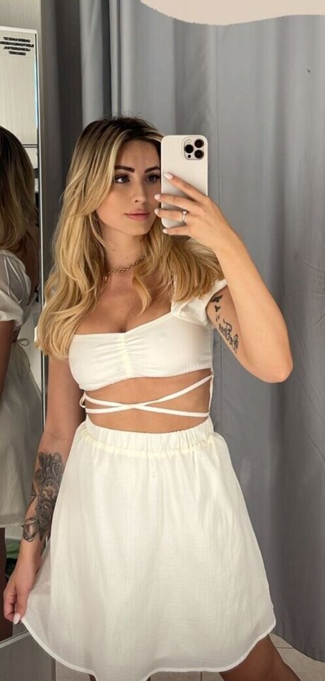 Doreen Petrova modèle pornographique img