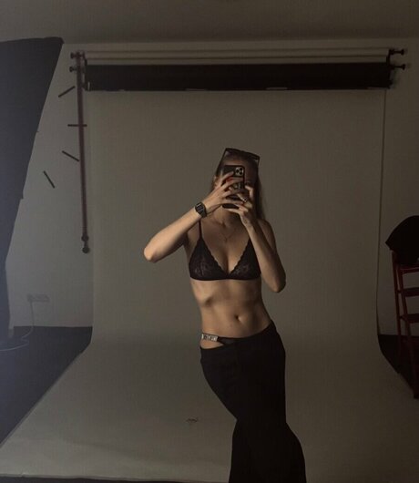 Yapishukino beau modèle archive