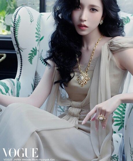 Mina Myoi star du porno de haute qualité photos