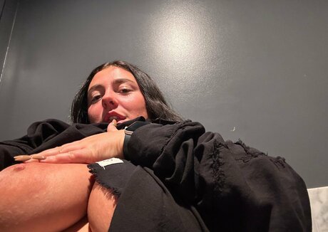 badgal pheephee modèle xxx des photos