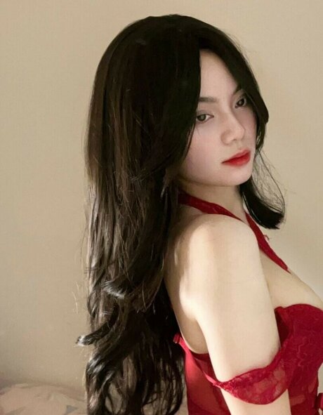 Niken Andalusi modèle exclusif des photos