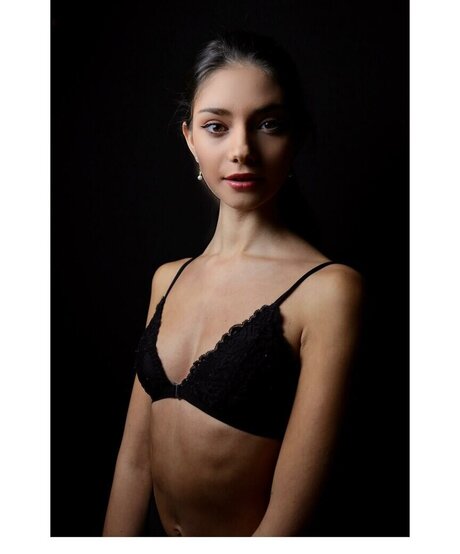 Elle Baldwinson étoile hd galeries