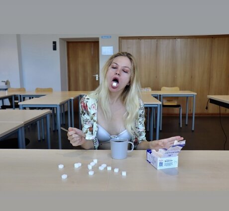 Mariia Well beau modèle galeries