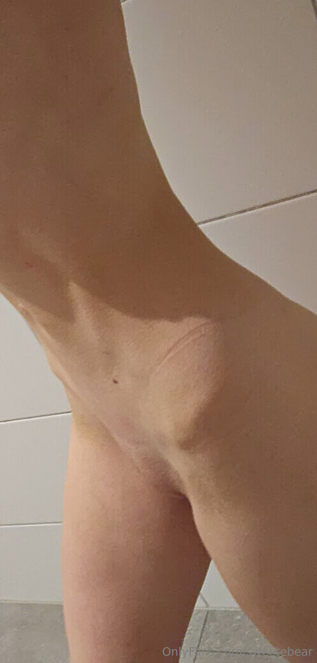 Saskia Tatjana Prang haut étoile photos