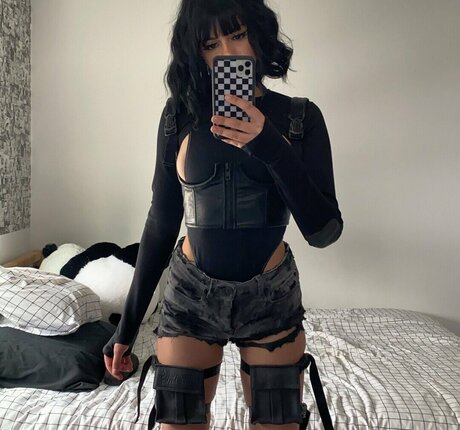 Ne0nprincess star pornographique galeries