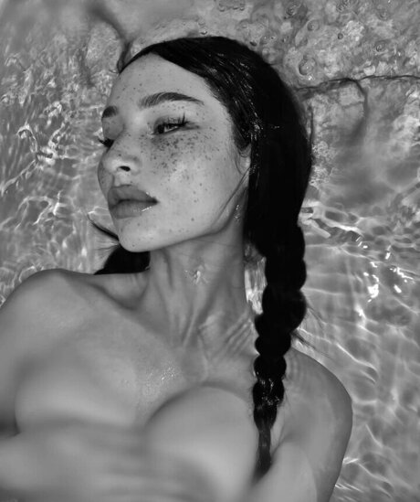 babyv1llain star du porno image