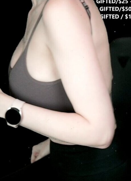 Intraventus xxx étoile photo