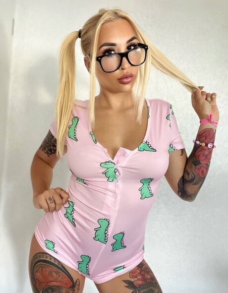 Kara Kay actrice nue archive