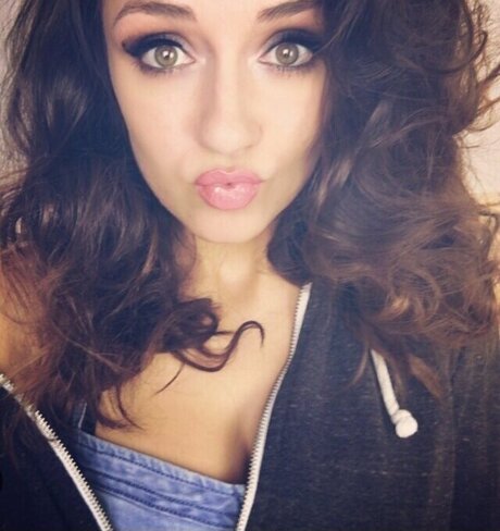 Regina Hixt modèle parfait photos