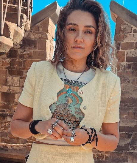 Regina Hixt modèle pornographique image