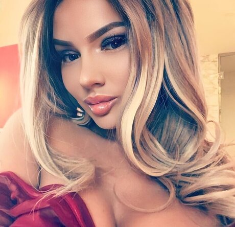 blonde transexuelle onlyfans joli porno galerie