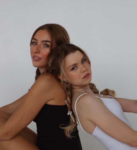 Lea Peach nus étoiles img