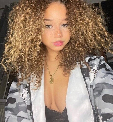 Chevelly star du sexe img