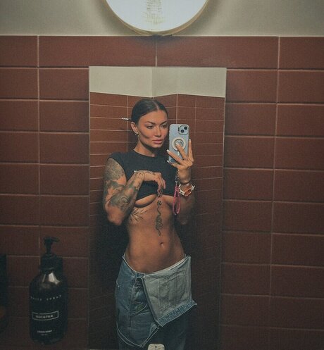 Jacqueline Orlova étoile nue archive