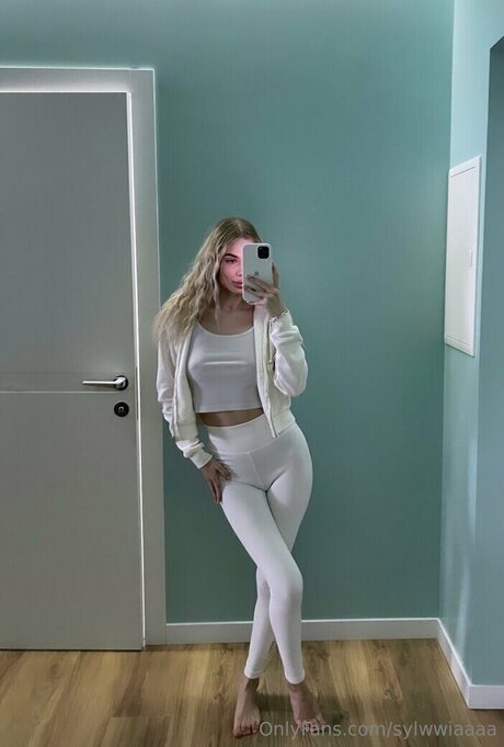 sylwwiaaaa modèle artistique des photos