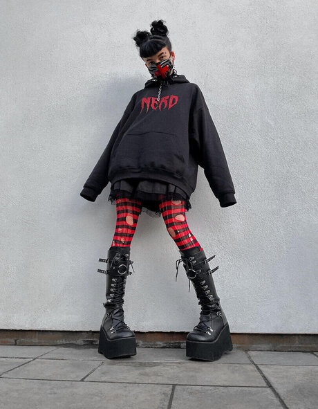 lolaxnight actrice de grande qualité images