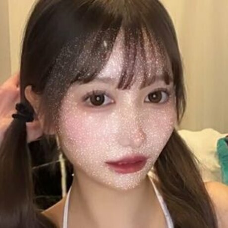 Yumino Rimu modèle magnifique img