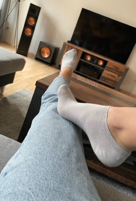 NoFaceLou actrice nue des photos