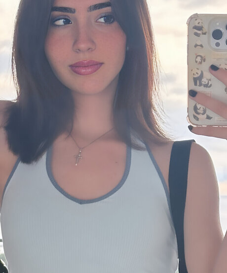 Gabriela Bee modèle adulte galerie