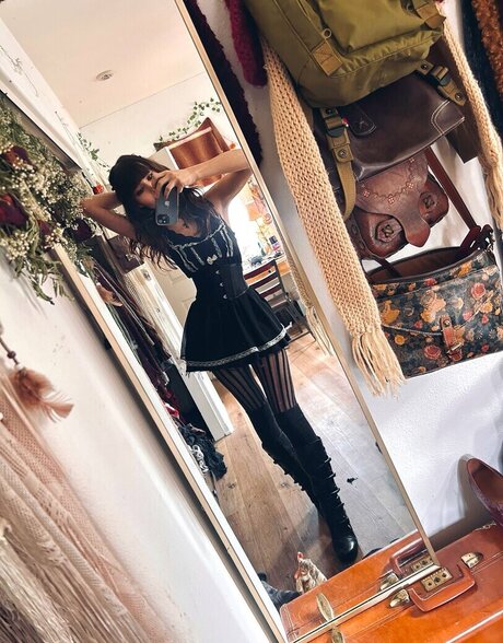 Moongirlevie modèle sympa galerie