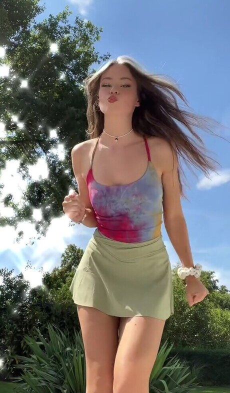 nadinebreaty jolie étoile archive