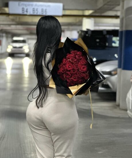 Melek Azad actrice xxx archive