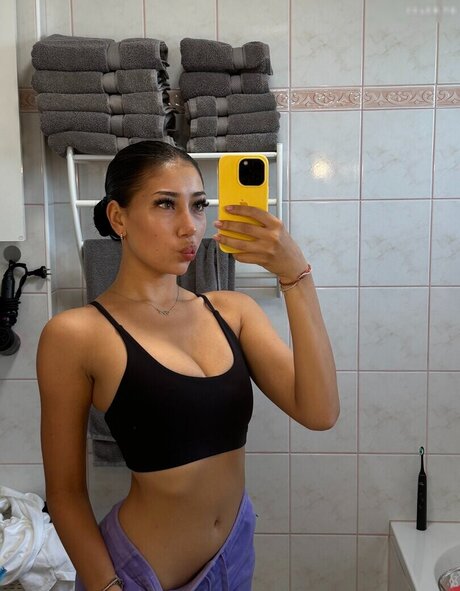 Tr yaz modèle porno des photos