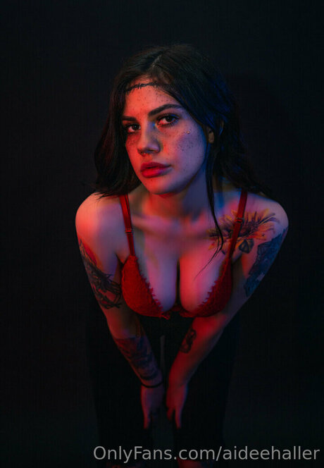 Aidee Haller star du porno sympa img