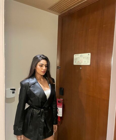 chatte ado onlyfans sexe pornographique des photos