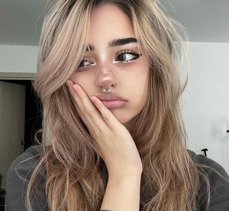 pavuk1 0 haut de star du porno photo