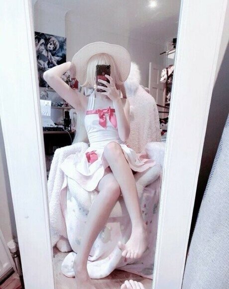 nadecola9 modèle sympa galeries