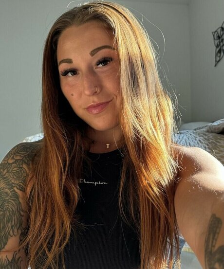 killlllakt jolie étoile archive