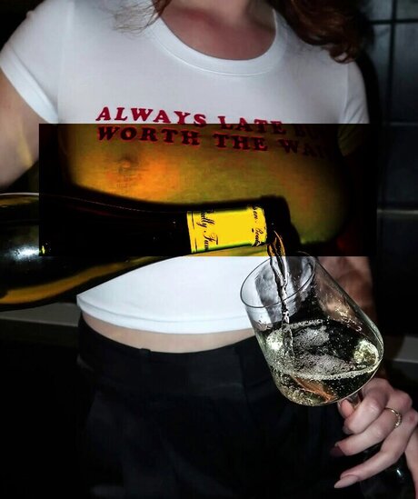 Louise Aubery étoile xxx galeries