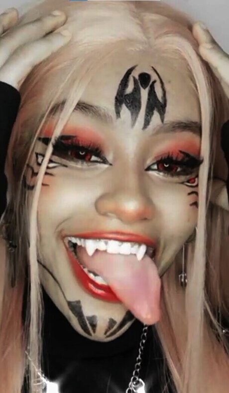 Princess Sachiko modèle joli photo