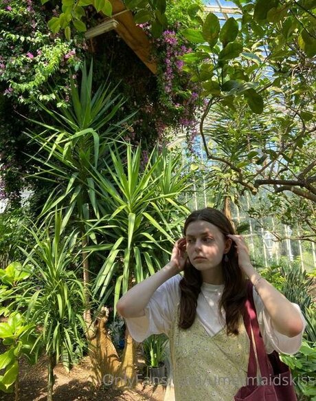 gros seins maigres onlyfans pornographique xxx image