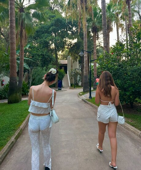 bikini ébène onlyfans exclusif sympa galeries