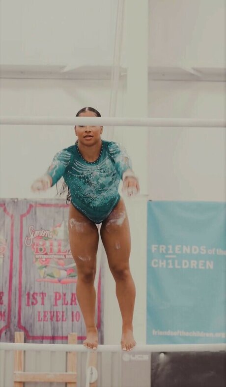 Jordan Chiles actrice de sexe photo