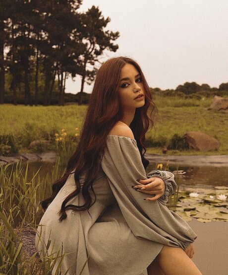 Sofia Chernasova modèle nu img