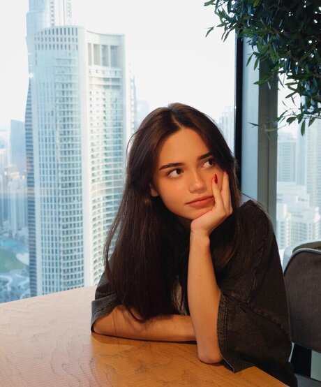 joi uniquementfans sexy belle photos