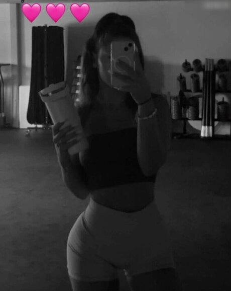 Alysa Ruppert étoile des photos