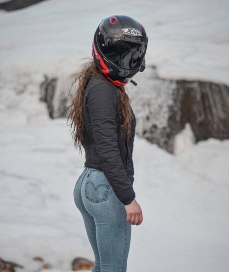 Affe auf Bike jolie étoile galeries