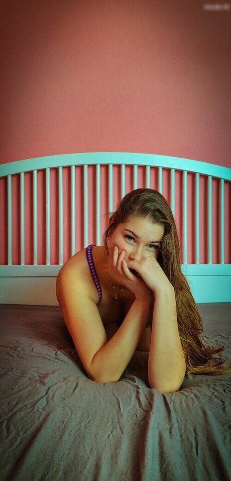 Titty Cat art star du porno galeries