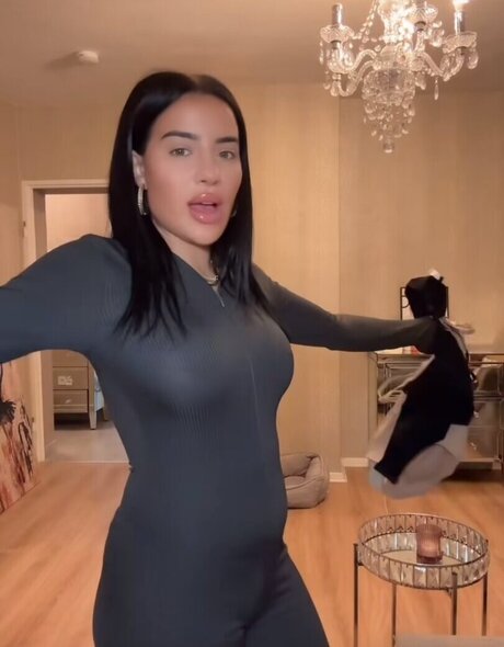 Leyla Lahouar star du porno adulte img